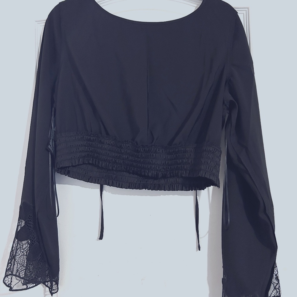 Guess Mauve Satin Cropped top
